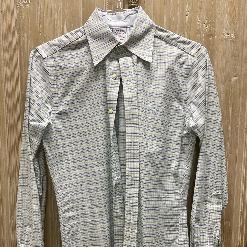 Brooks Brothers Size XS Men’s Dress Shirt - Button Up - Long Sleeves -